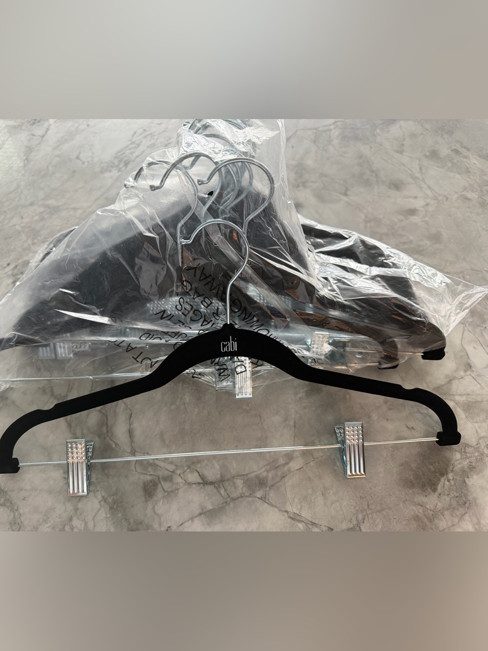 24 Velvet skirt/pant hangers. Black. 360 swivel hook. 10lbs capacity. Slim.